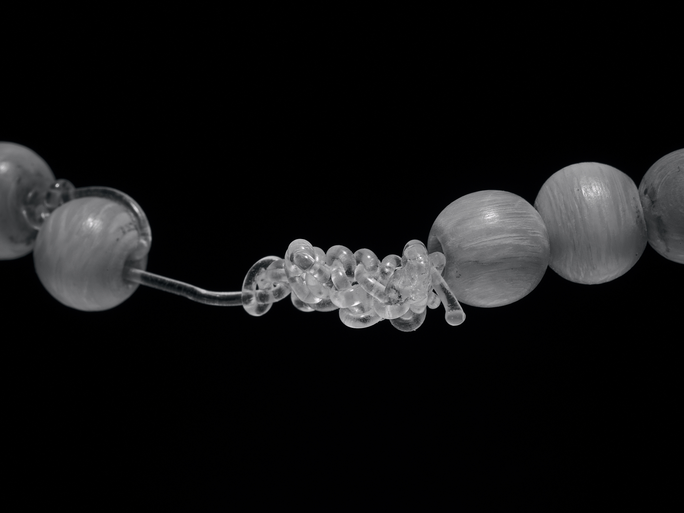Jens Risch, Perlenkette, Pearl Necklace